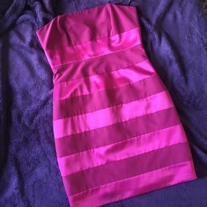 NWOT Laundry dress stunning fuchsia color